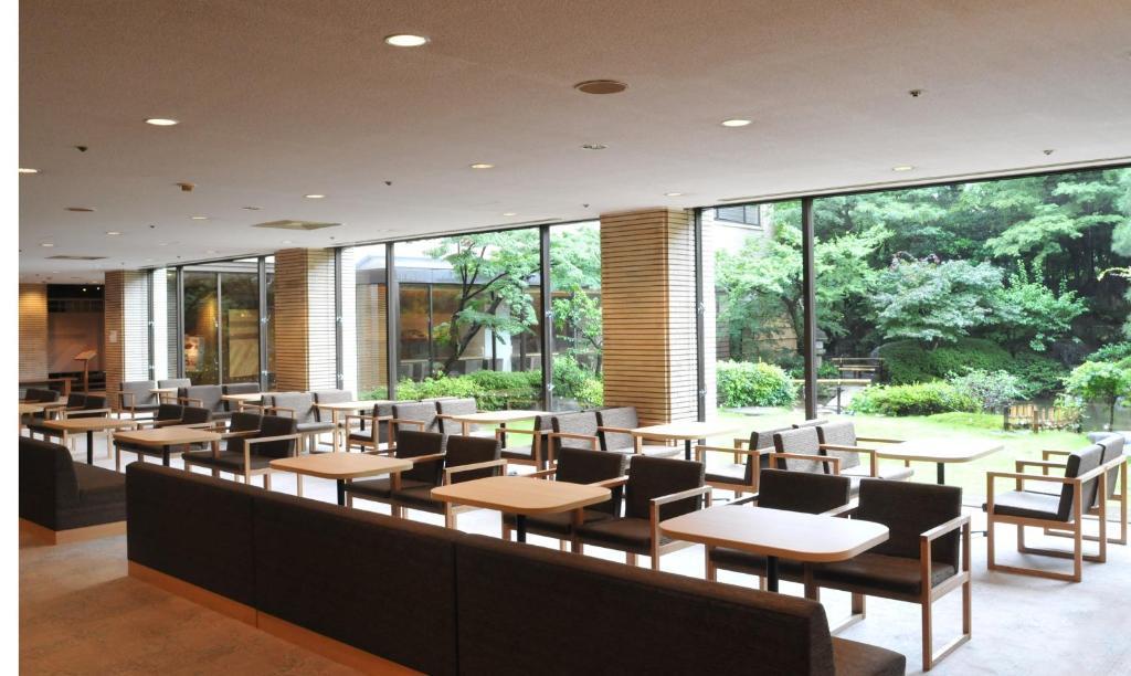 Gosho Nishi Kyoto Heian Hotel Bagian luar foto
