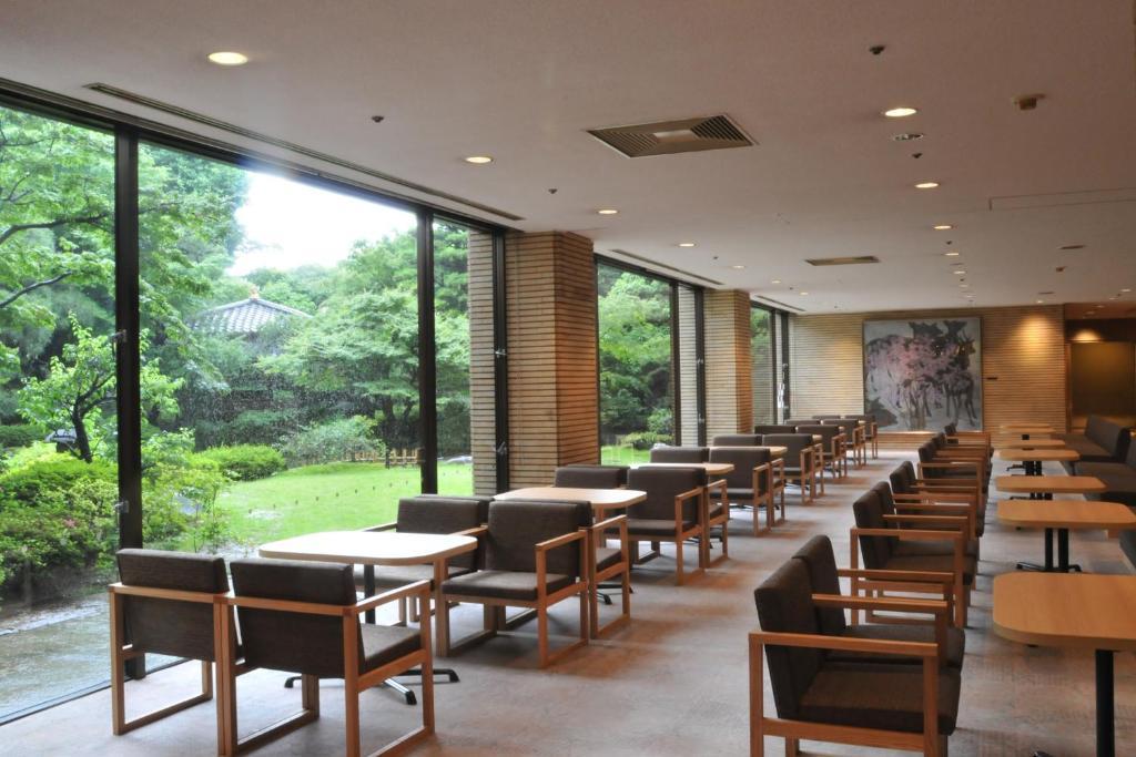 Gosho Nishi Kyoto Heian Hotel Bagian luar foto