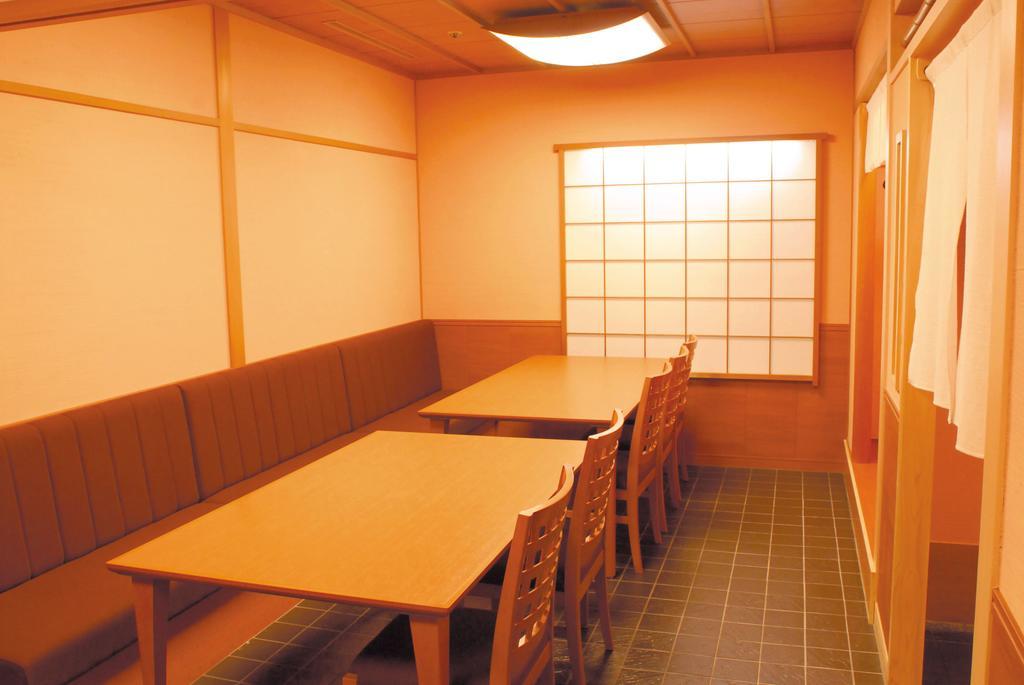 Gosho Nishi Kyoto Heian Hotel Bagian luar foto